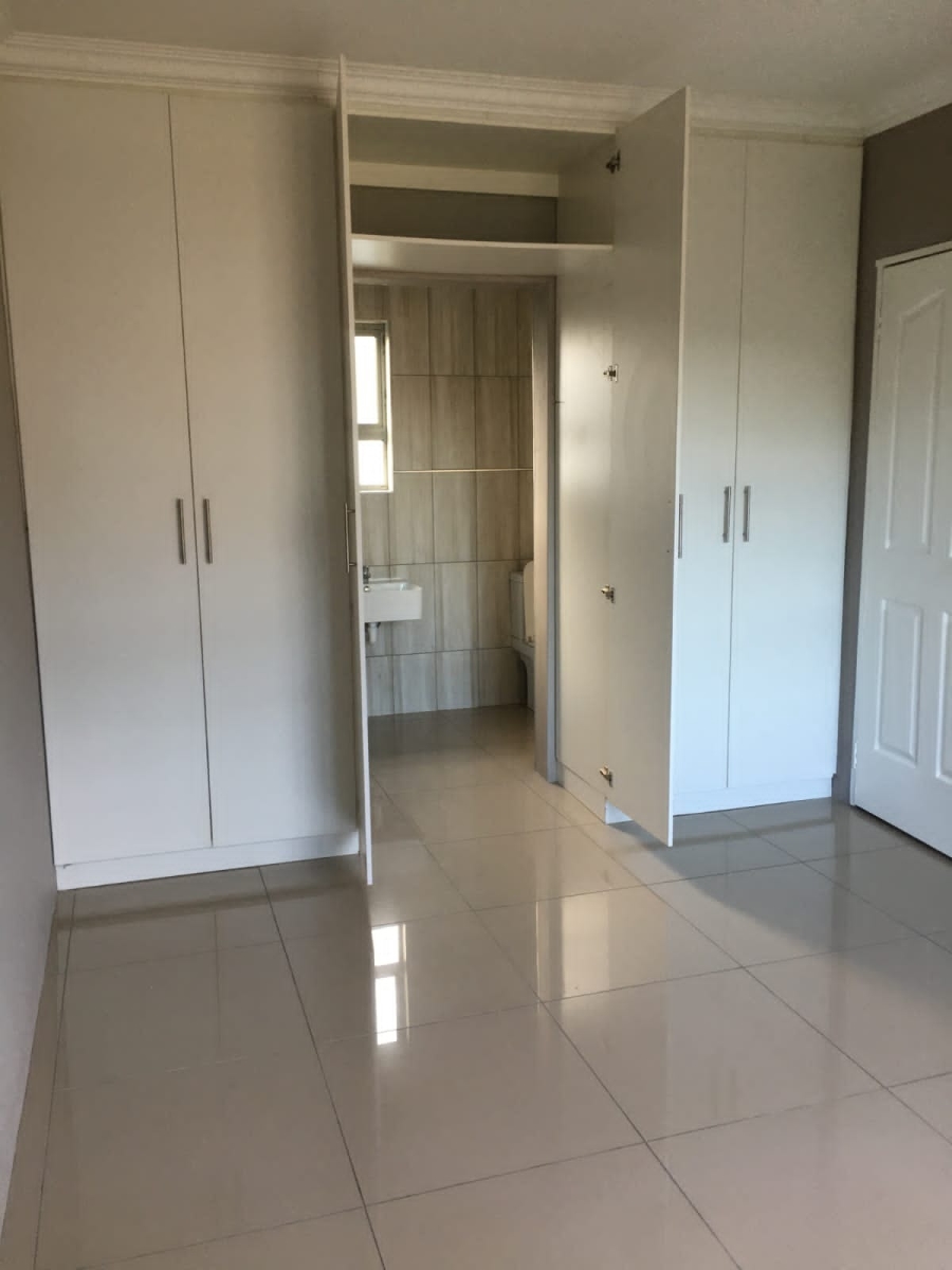 4 Bedroom Property for Sale in Abbotsford Eastern Cape